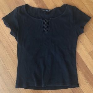 Willi Smith vintage t with wooden ring detail